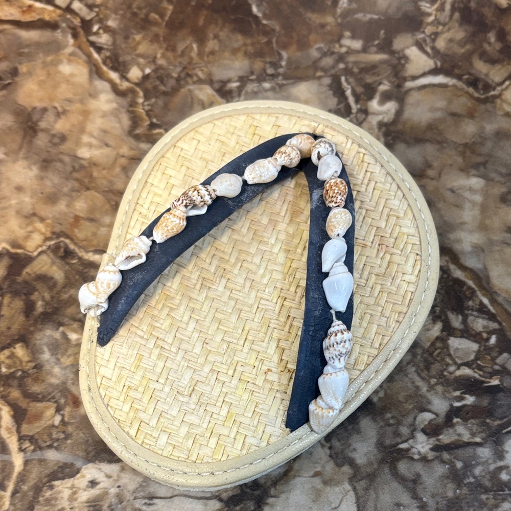 🟢10/$10 - nautical seashell sandal coaster